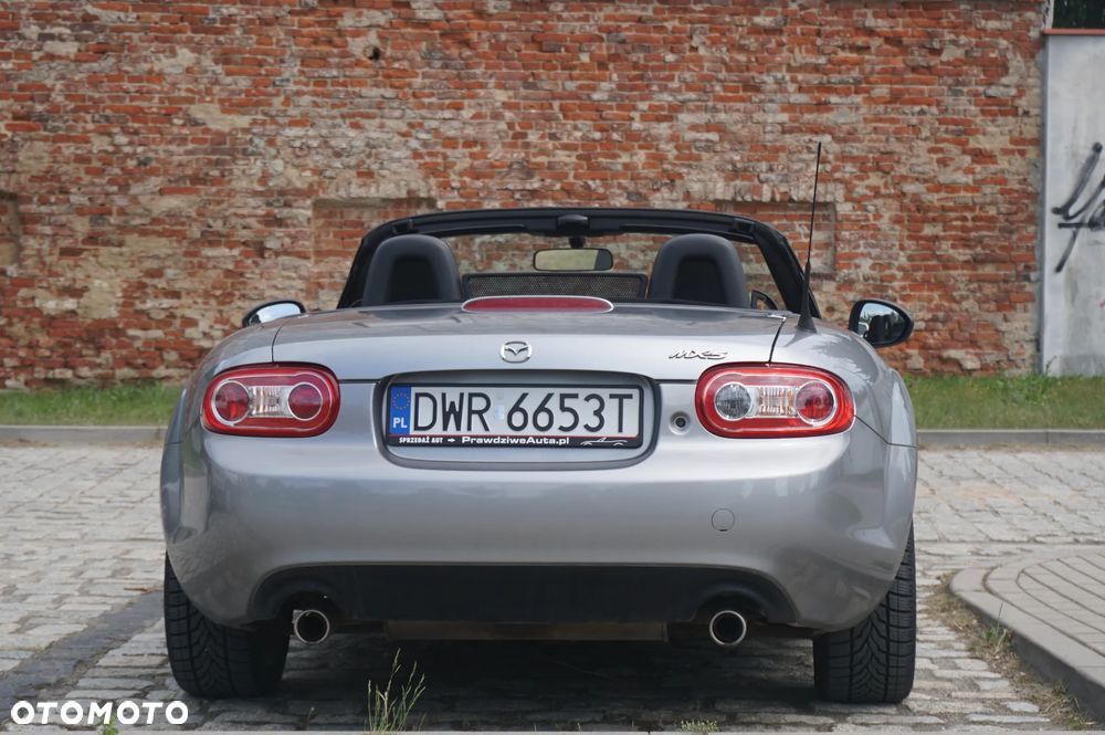 Mazda MX-5 2.0 MZR 3rd Generation - 2