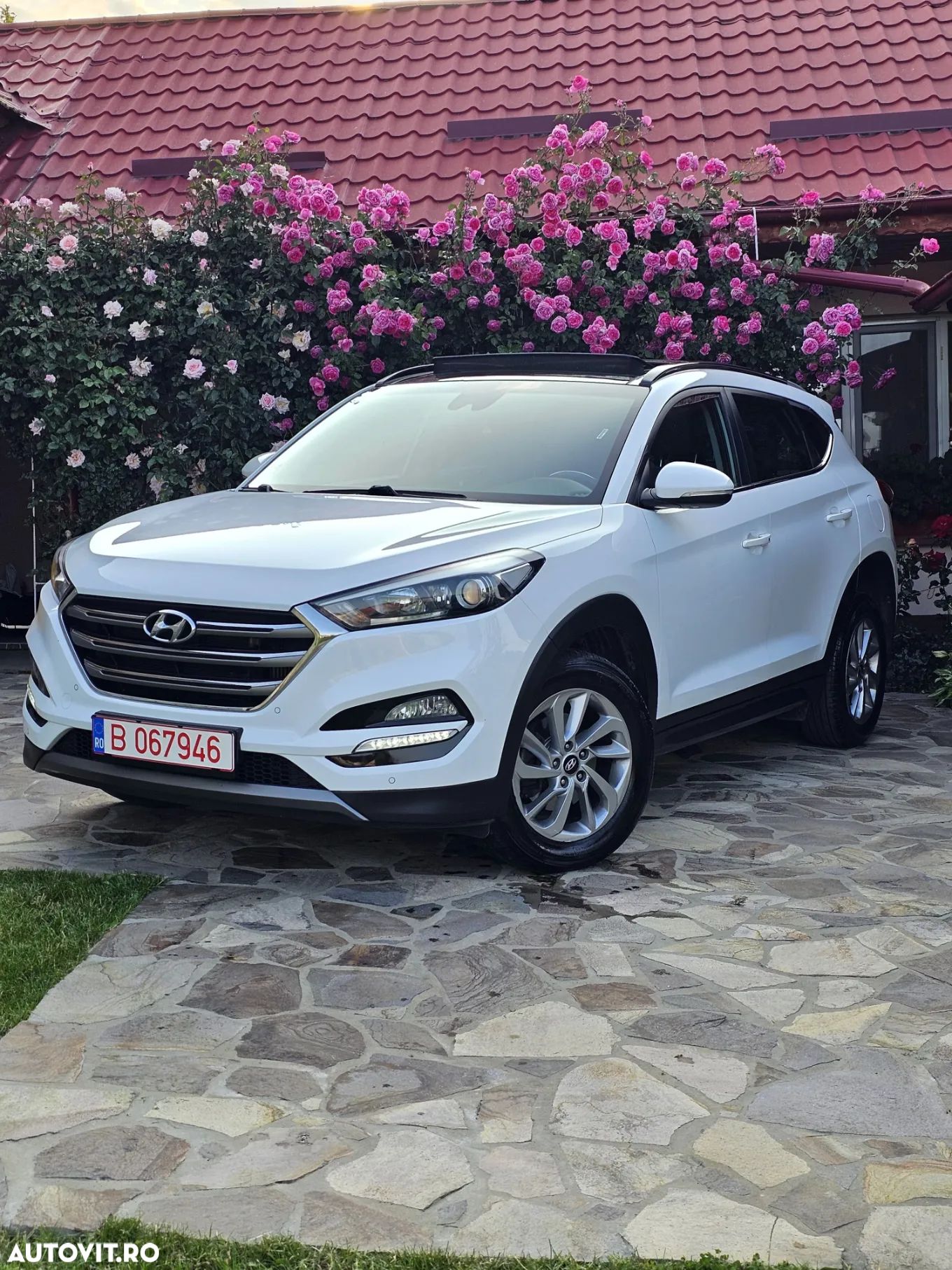 Hyundai Tucson 2.0 CRDI 2WD Trend - 1