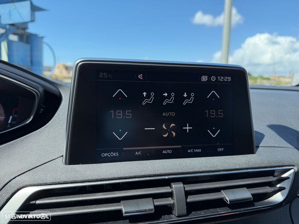 Peugeot 3008 1.5 BlueHDi GT Line EAT8 - 33