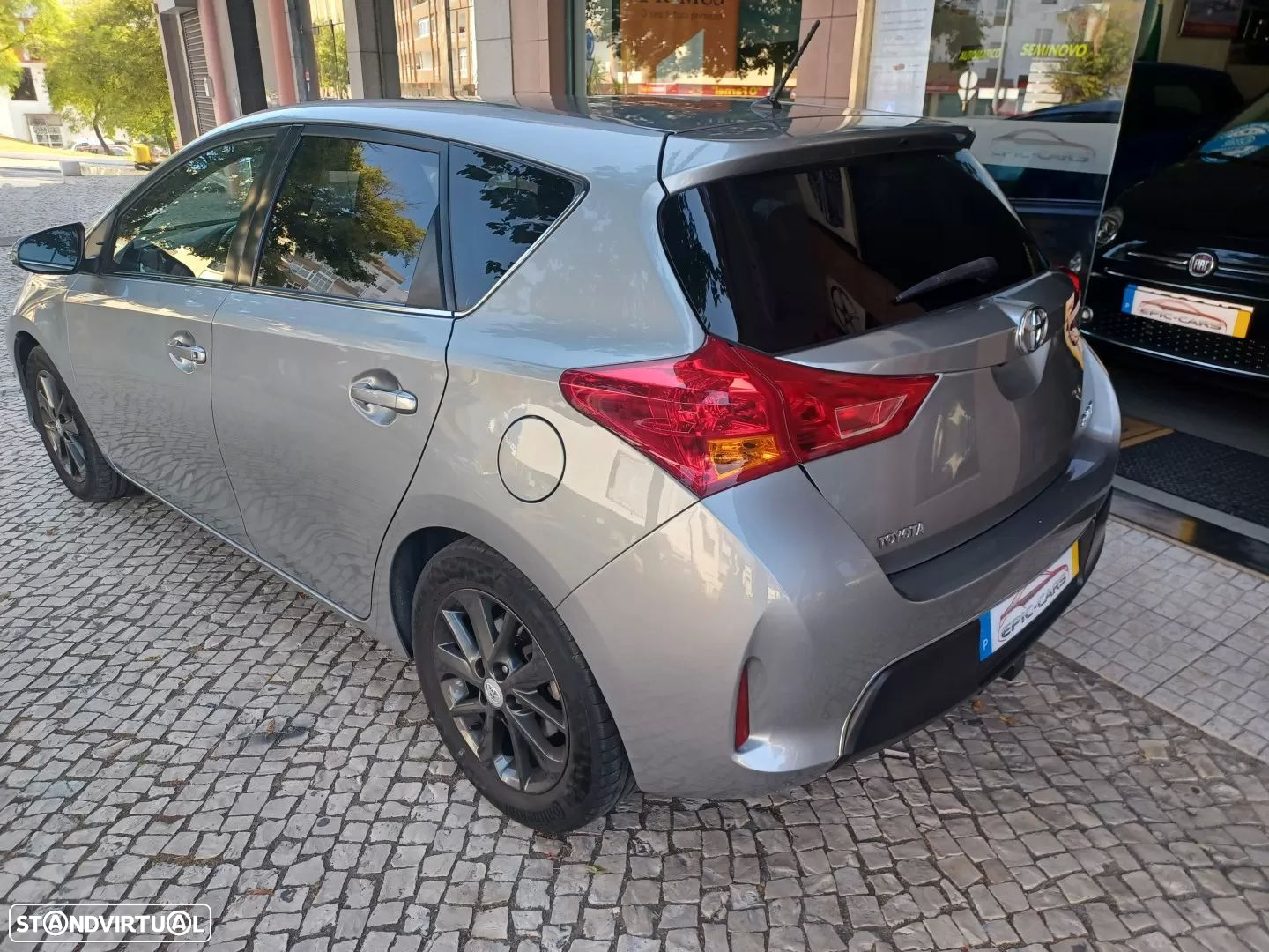 Toyota Auris 1.6 Valvematic Edition - 8