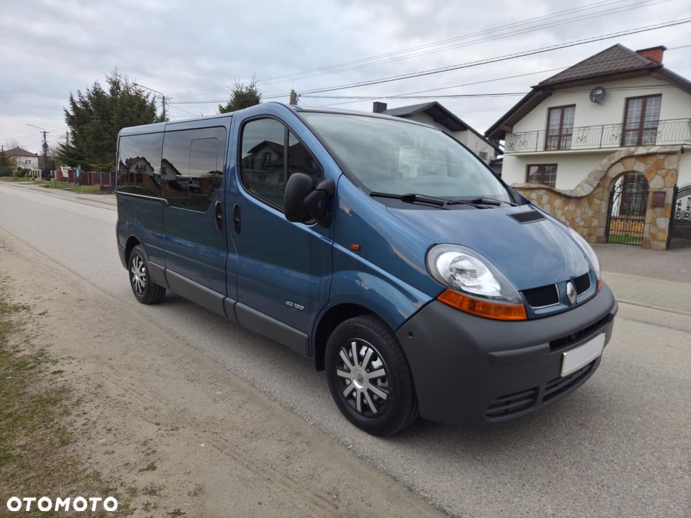 Renault Trafic Passenger Expression - 2