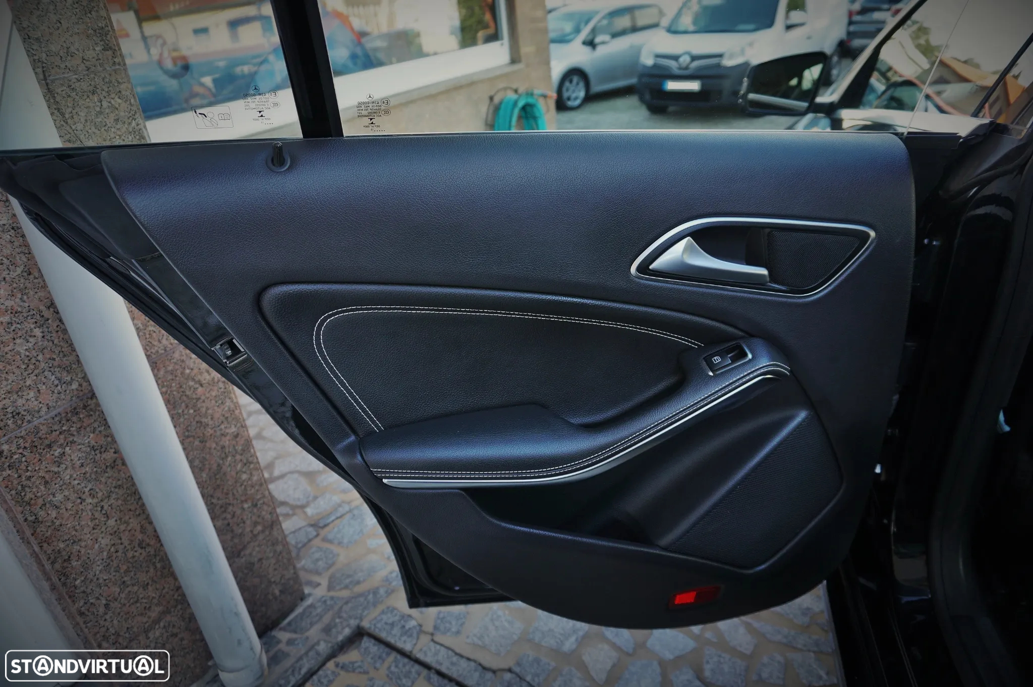 Mercedes-Benz CLA 200 Shooting Brake (CDI) d Urban - 15