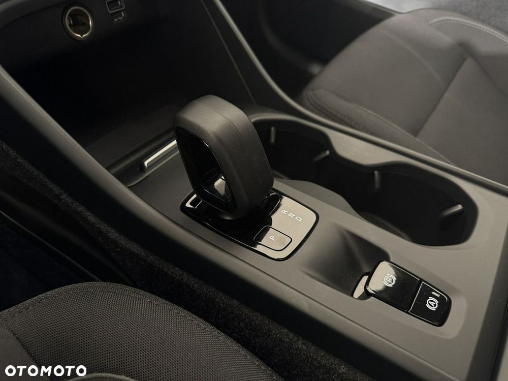 Volvo XC 40 - 29