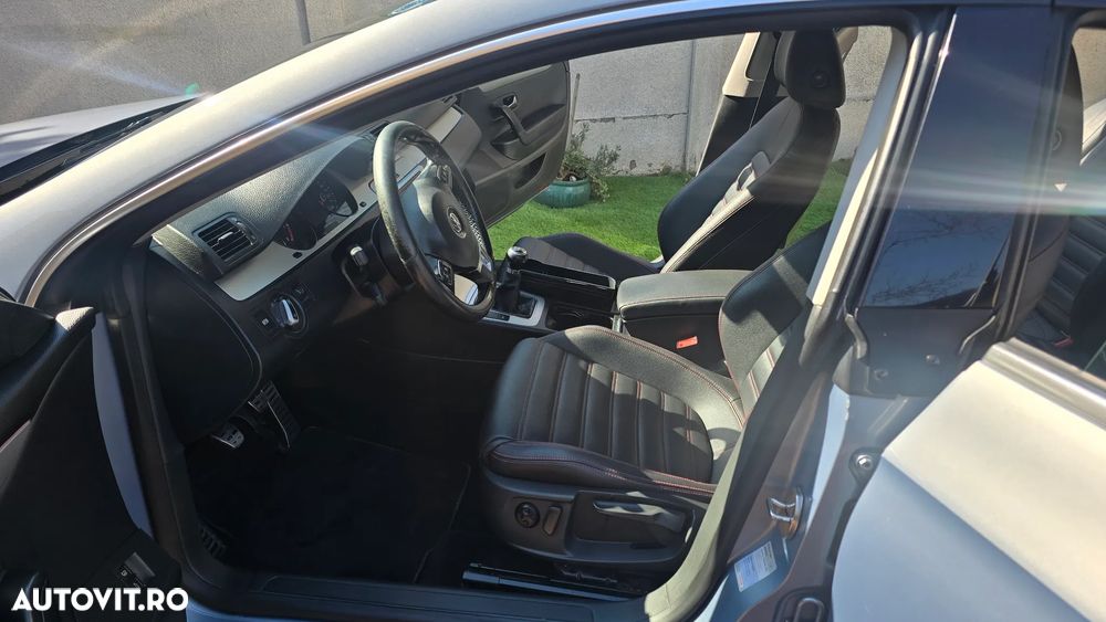 Volkswagen Passat CC - 5