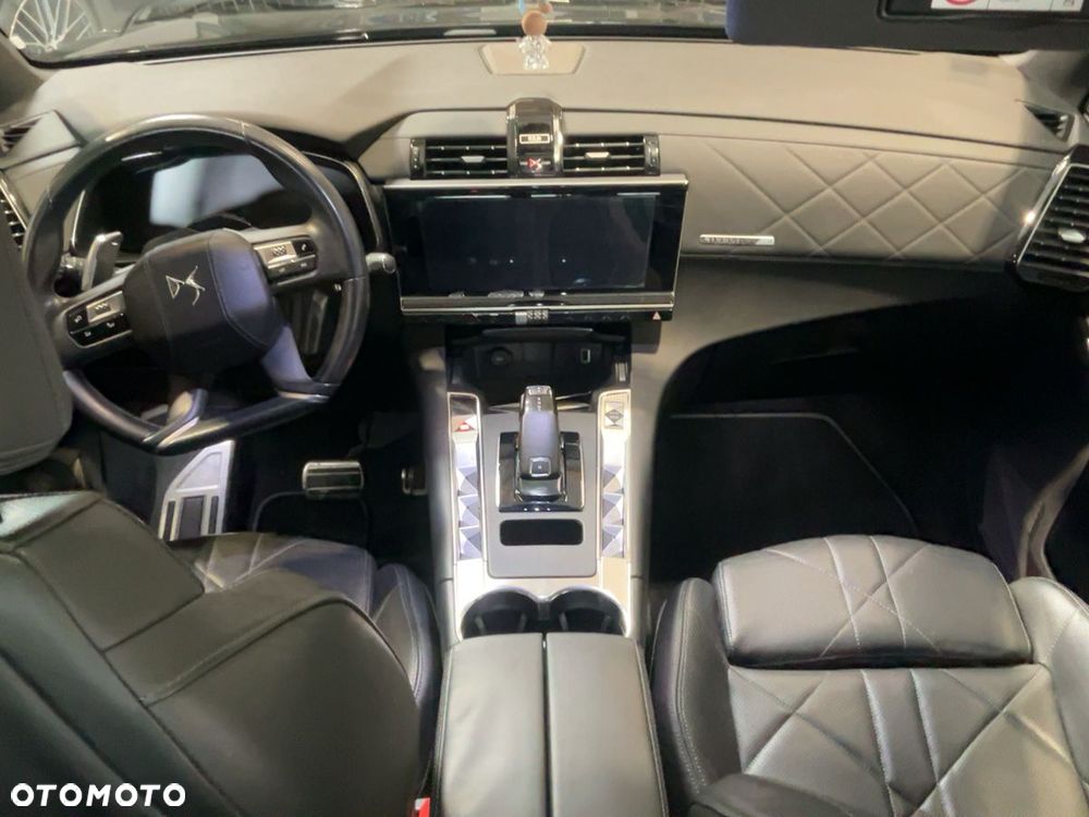 DS Automobiles DS 7 Crossback 2.0 BlueHDi Performance Line + - 6