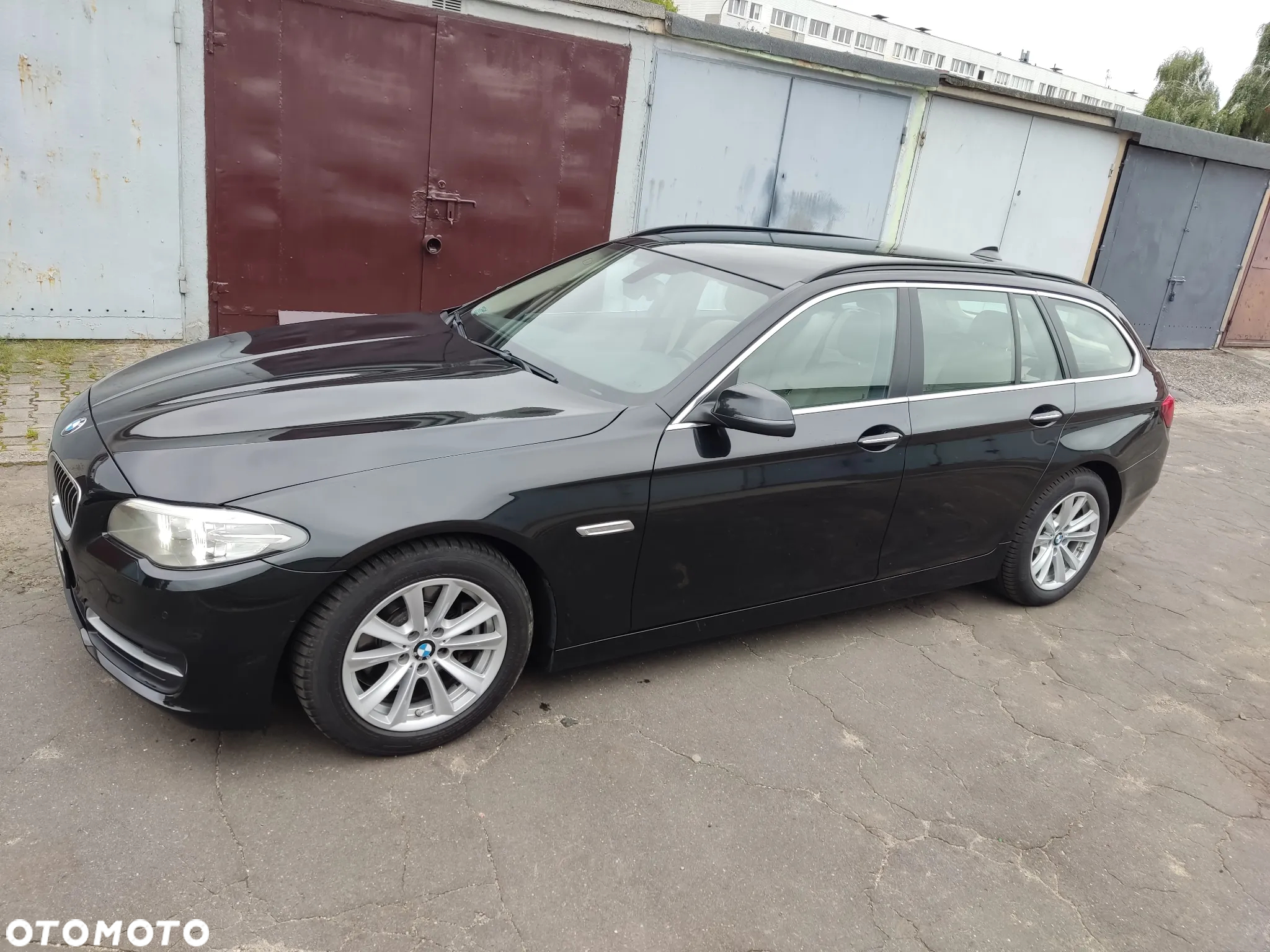 BMW Seria 5 520d xDrive - 3