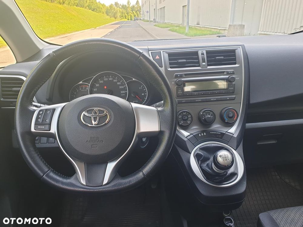 Toyota Verso S 1.33 Active - 7