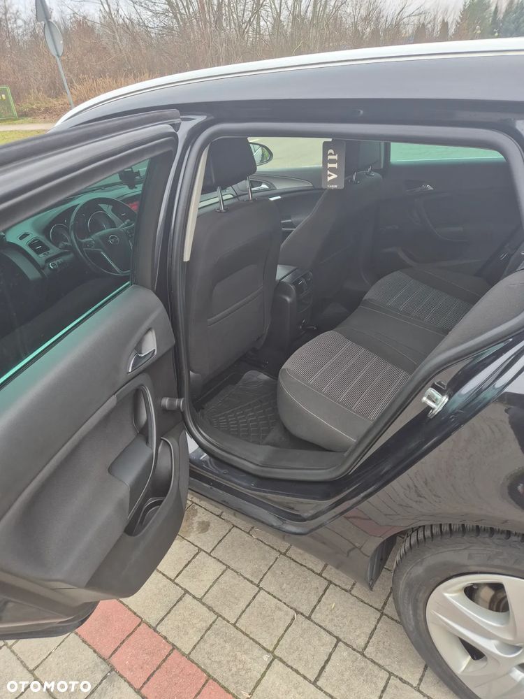 Opel Insignia - 12