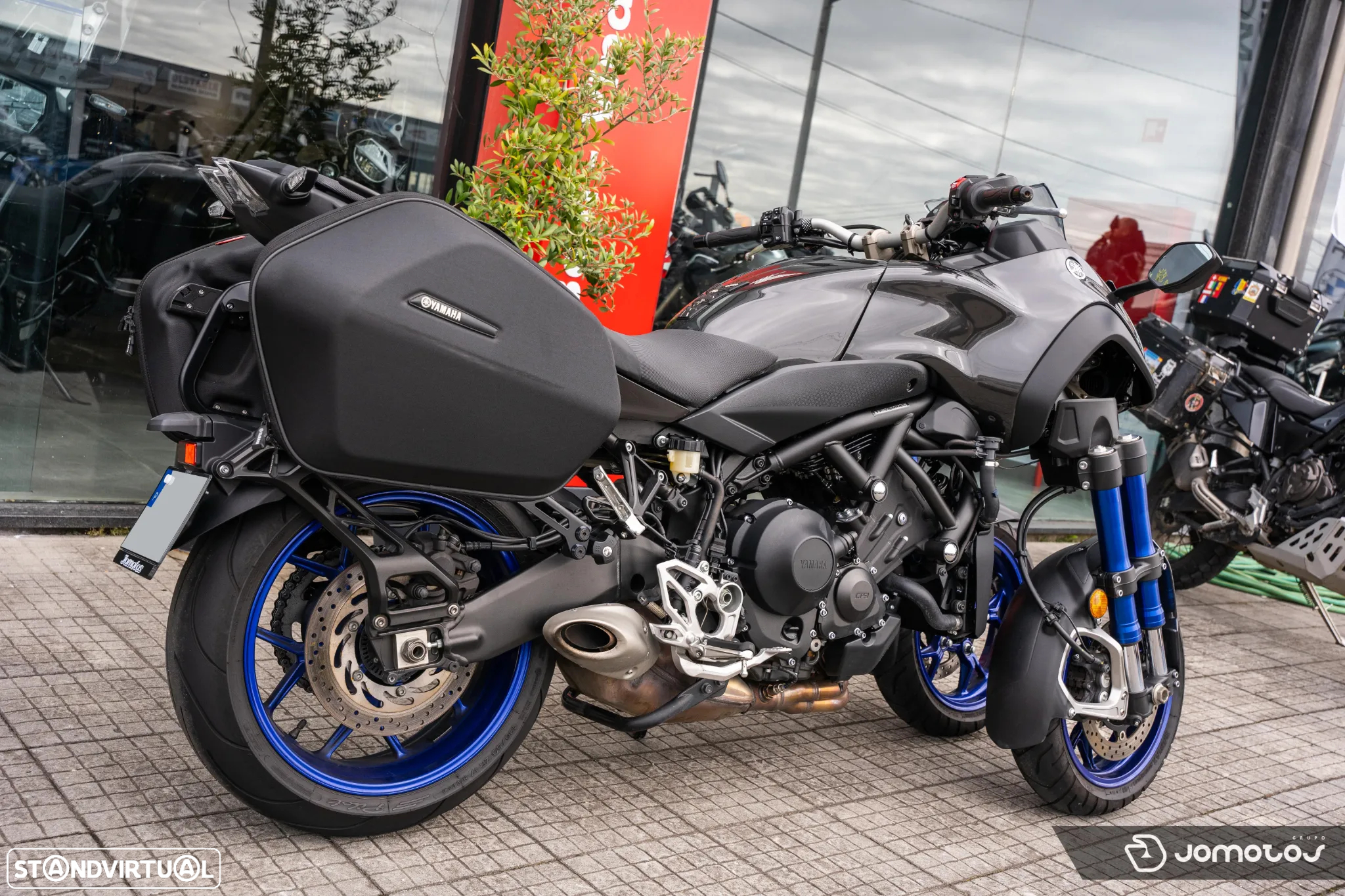 Yamaha Niken MXT 850 - 7
