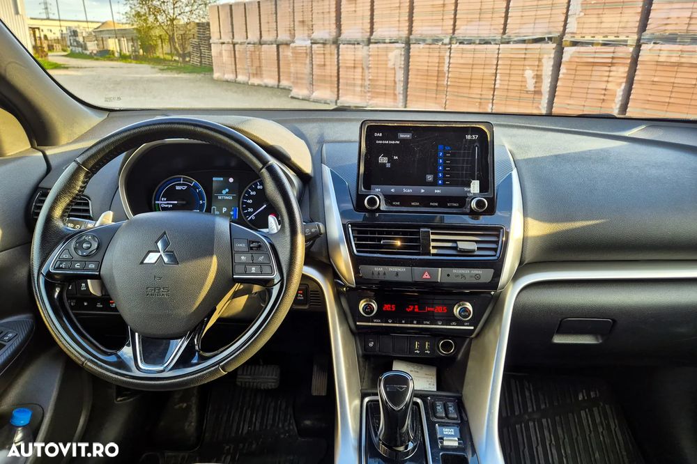 Mitsubishi Eclipse-Cross PHEV Intense+ - 6