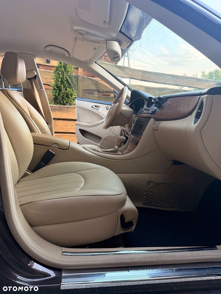 Mercedes-Benz CLS 320 CDI - 20