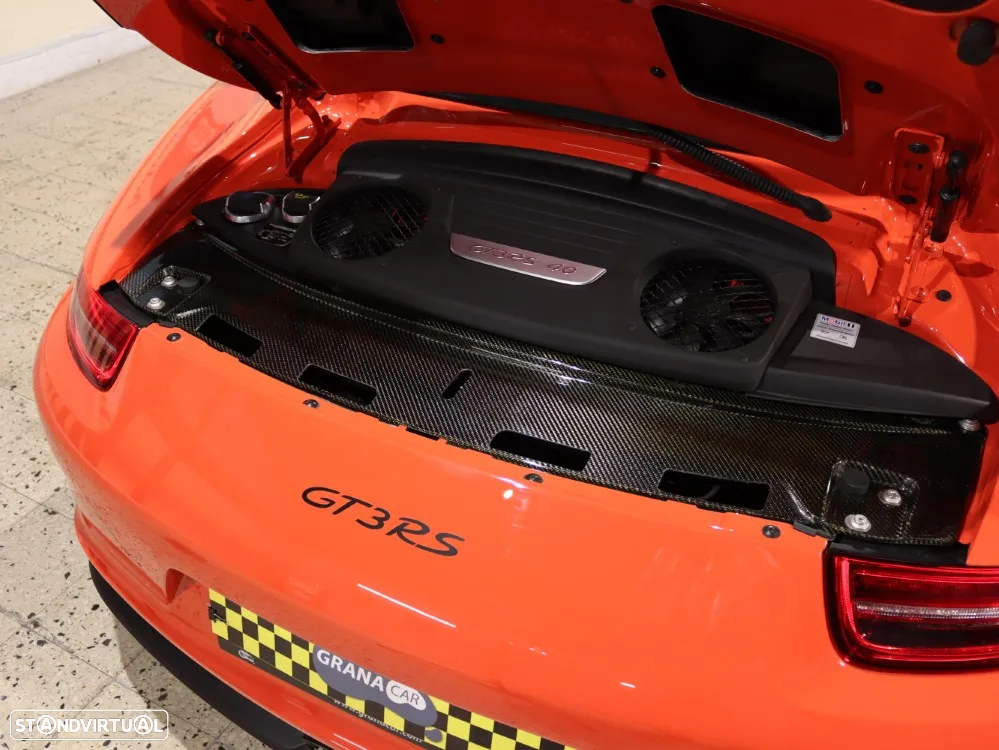 Porsche 911 (991) GT3 RS - 12