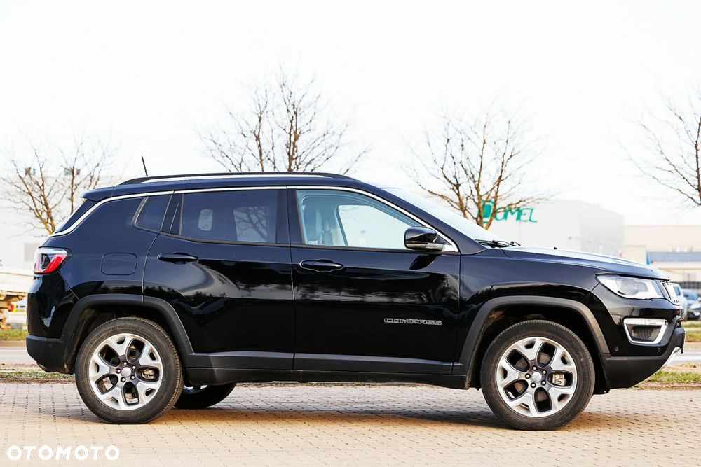 Jeep Compass - 2