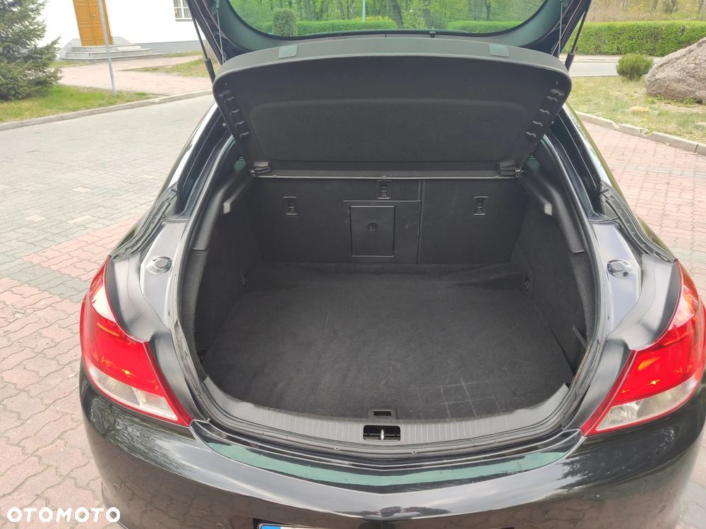 Opel Insignia 2.0 CDTI - 18