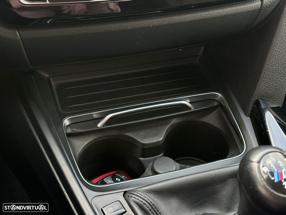 BMW 318 d Pack M - 22