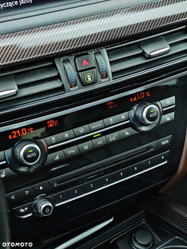 BMW X5 M M50d - 10