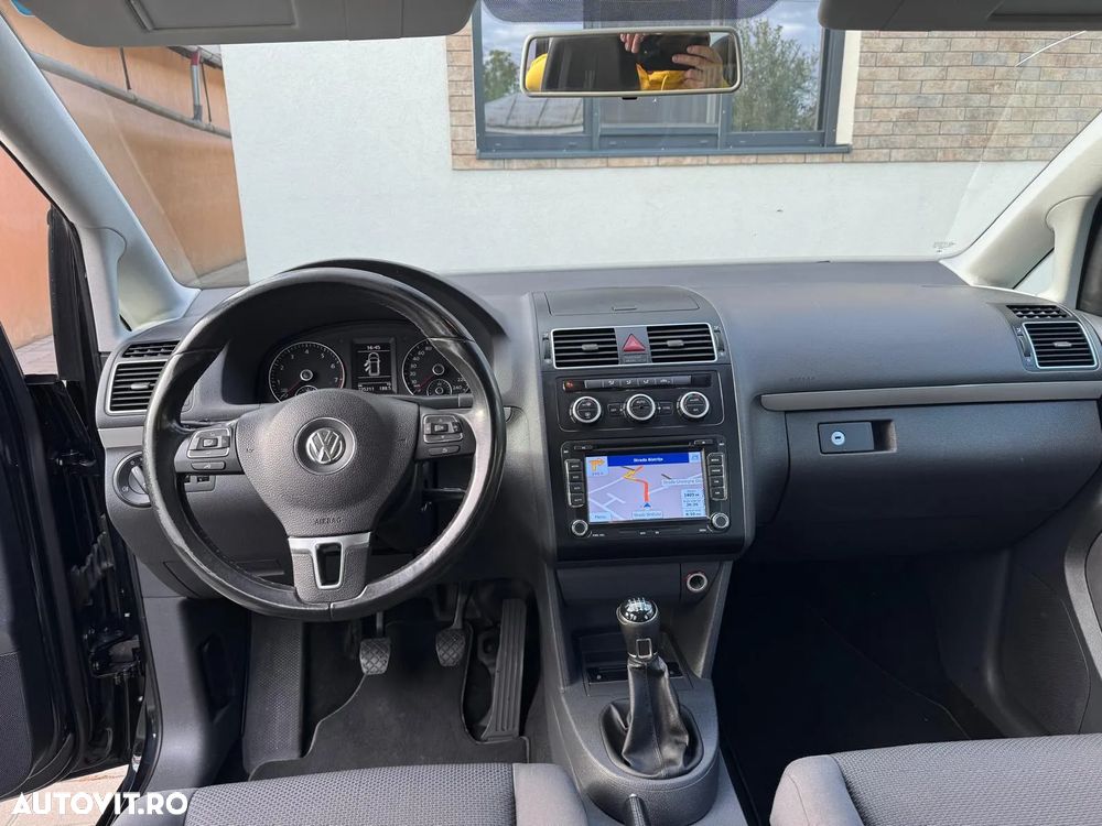 Volkswagen Touran 1.2 TSI BlueMotion Technology Highline - 9