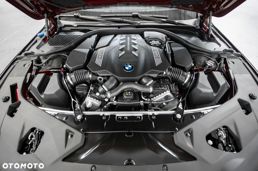 BMW Seria 8 M850i xDrive - 21