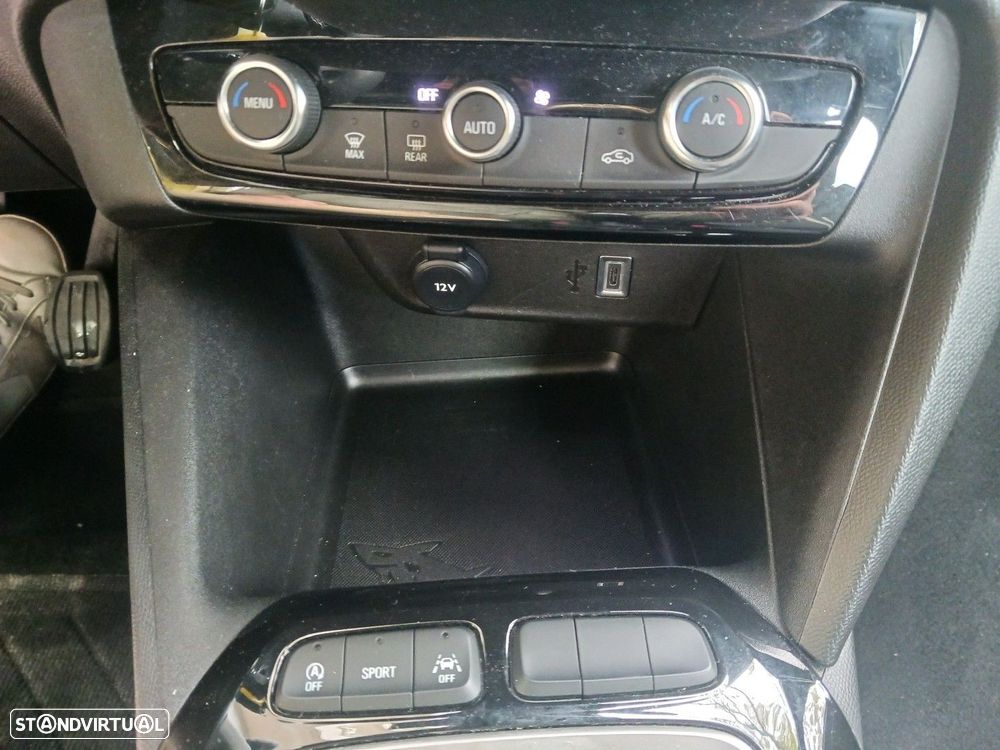 Opel Corsa 1.2 T GS - 20