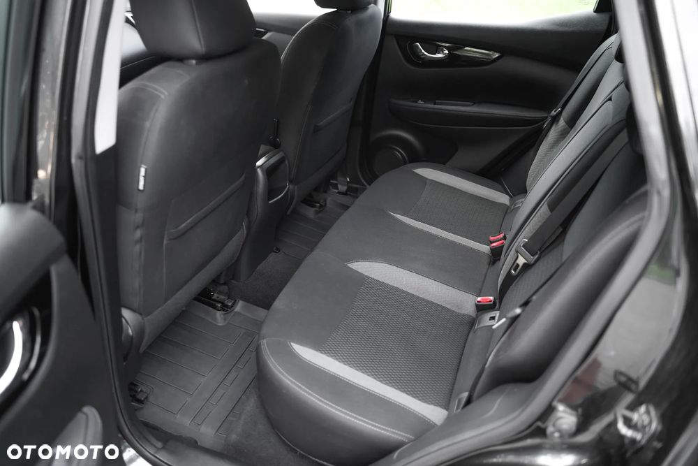 Nissan Qashqai 1.2 DIG-T Acenta EU6 - 16