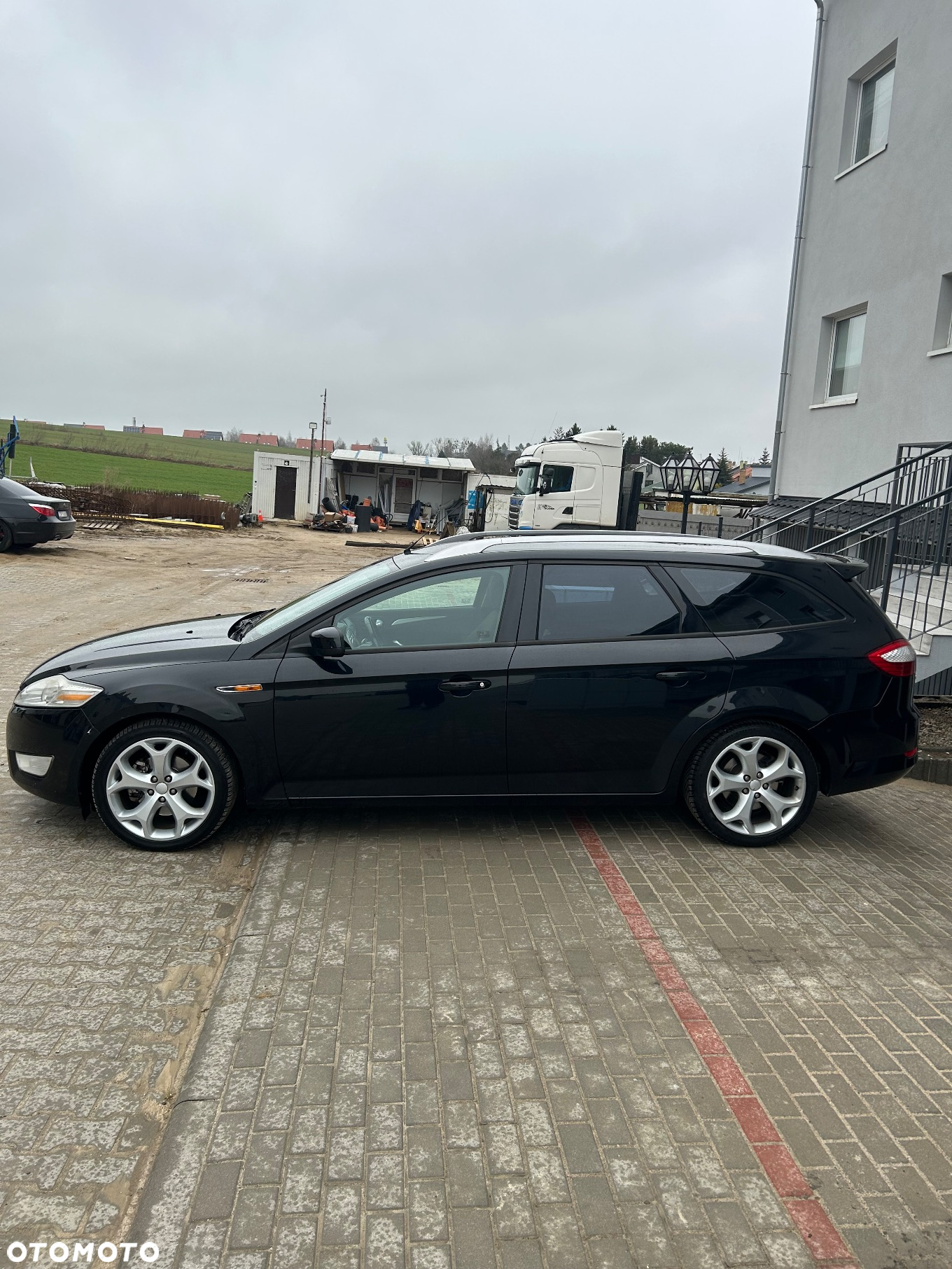 Ford Mondeo 2.0 TDCi Ambiente - 3