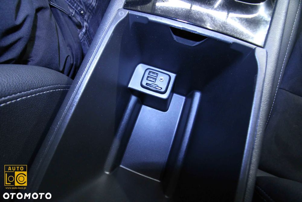 Opel Insignia 1.5 Business Elegance - 31