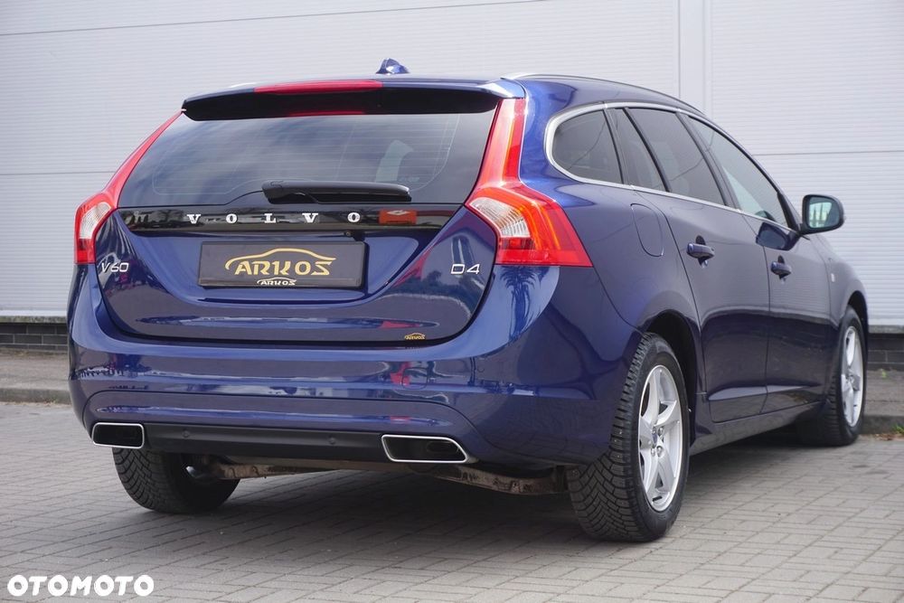Volvo V60 D4 Drive-E Ocean Race - 14