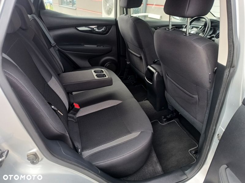 Nissan Qashqai - 30