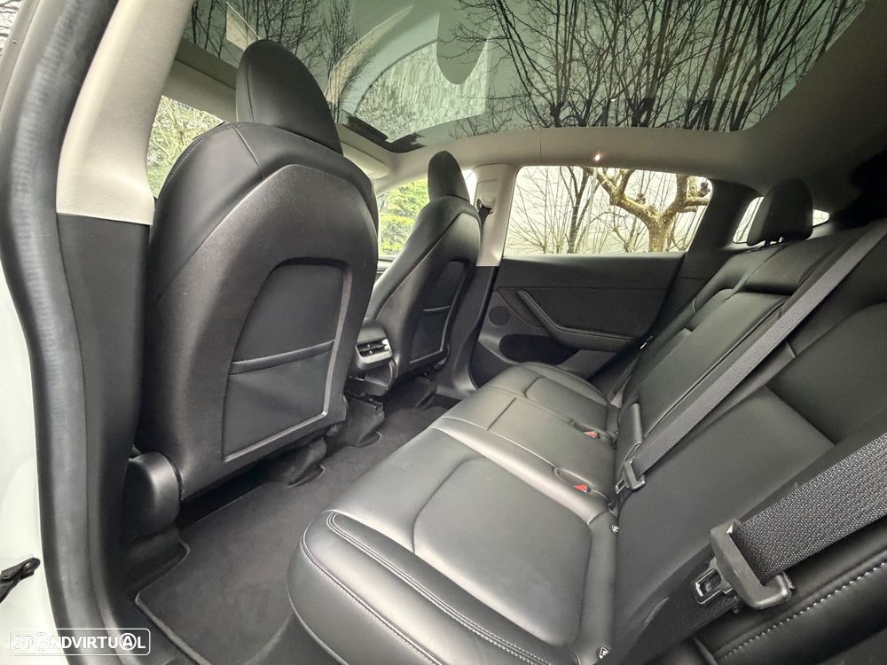 Tesla Model Y Tração Traseira - 27