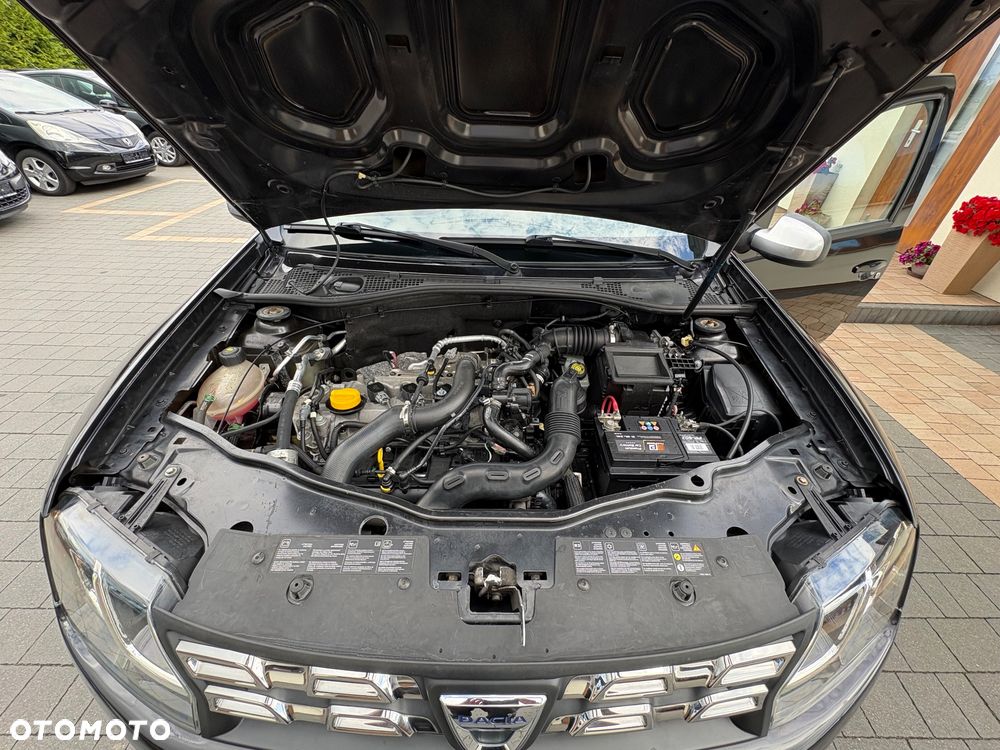 Dacia Duster TCe 125 4x2 Celebration - 28