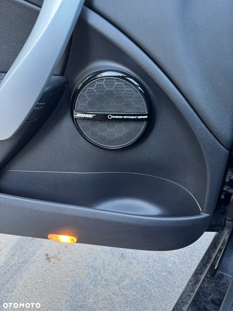 Renault Megane TCe 130 Coupe Bose Edition - 11