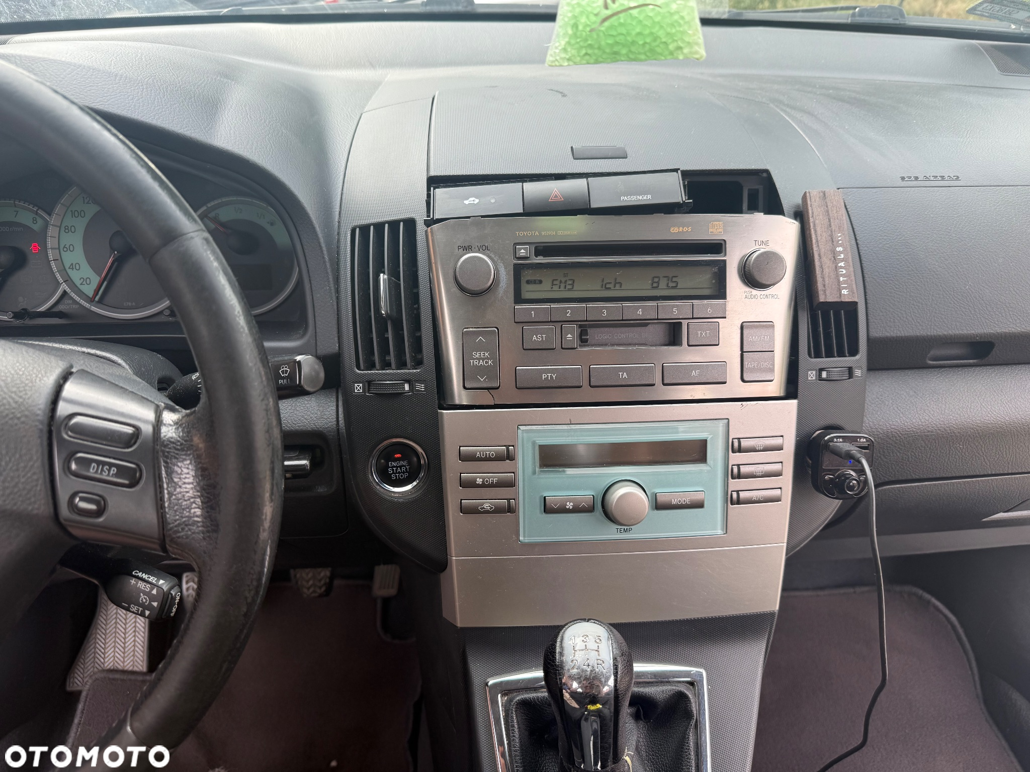 Toyota Corolla Verso 1.8 Sol 7os - 10