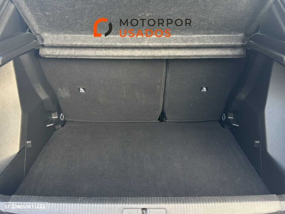 Peugeot 2008 1.2 Hybrid Allure e-DCS6 - 15