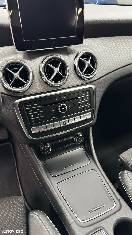 Mercedes-Benz GLA 200 d 4MATIC Aut. - 17