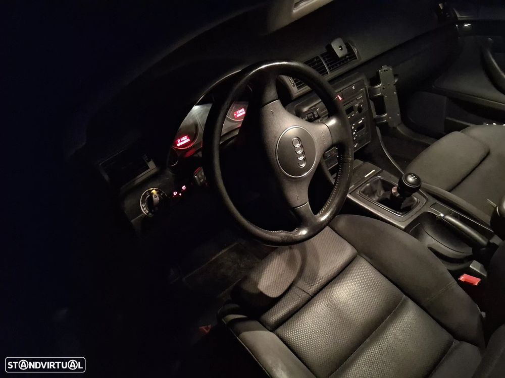 Audi A4 Avant 1.9 TDI - 10