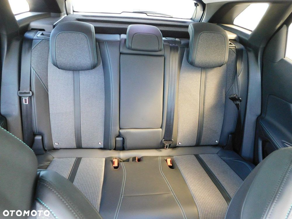 Peugeot 3008 1.6 PureTech Hybrid PHEV Allure Pack S&S EAT8 - 12