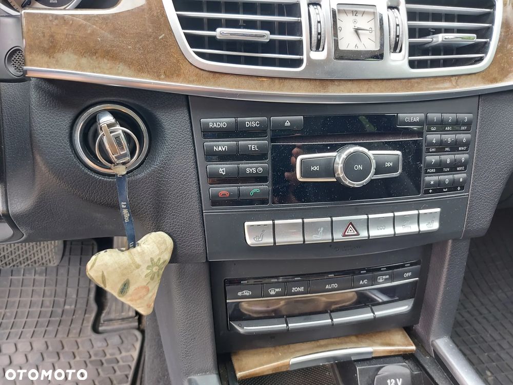 Mercedes-Benz Klasa E 250 CDI 7G-TRONIC Avantgarde - 12