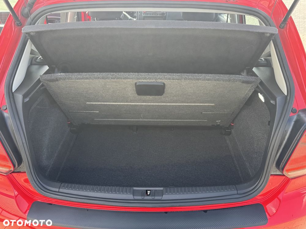 Volkswagen Polo - 11