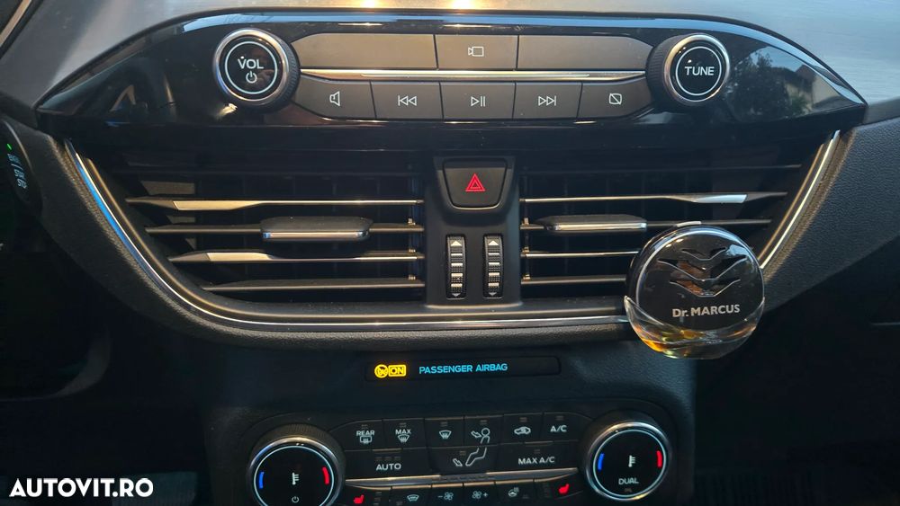 Ford Kuga - 16