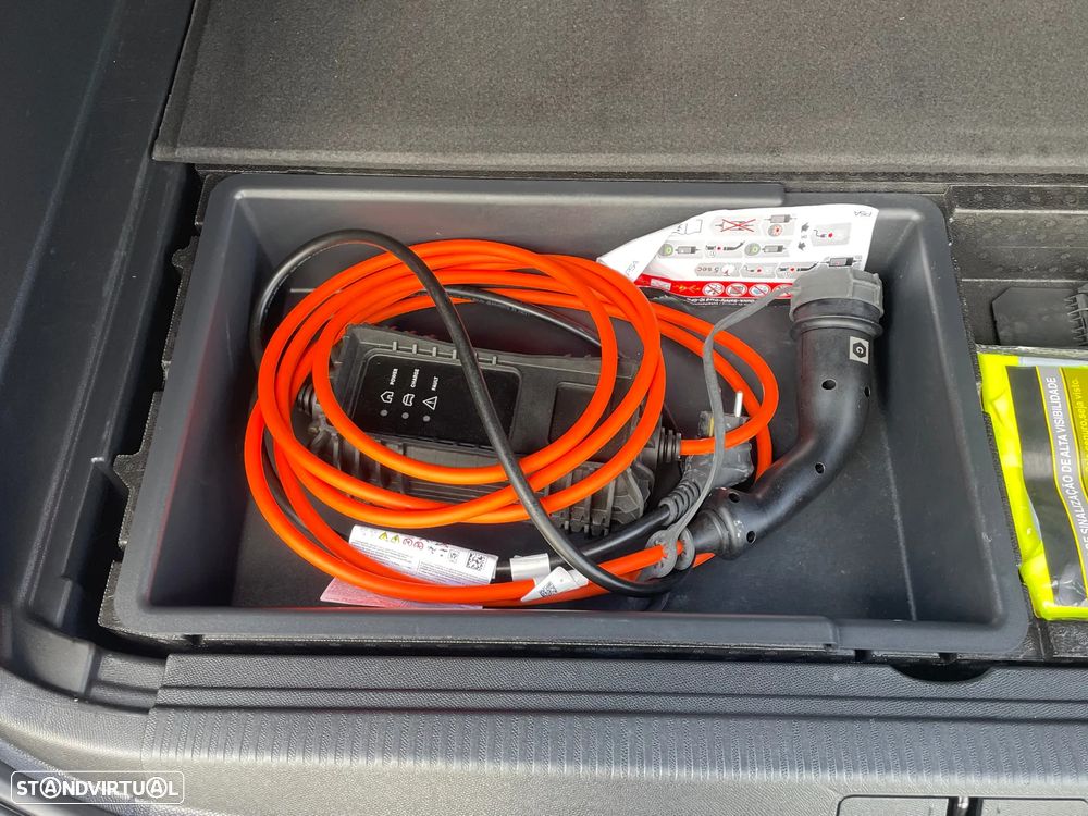 Peugeot 3008 225 e-EAT8 Allure Pack - 35