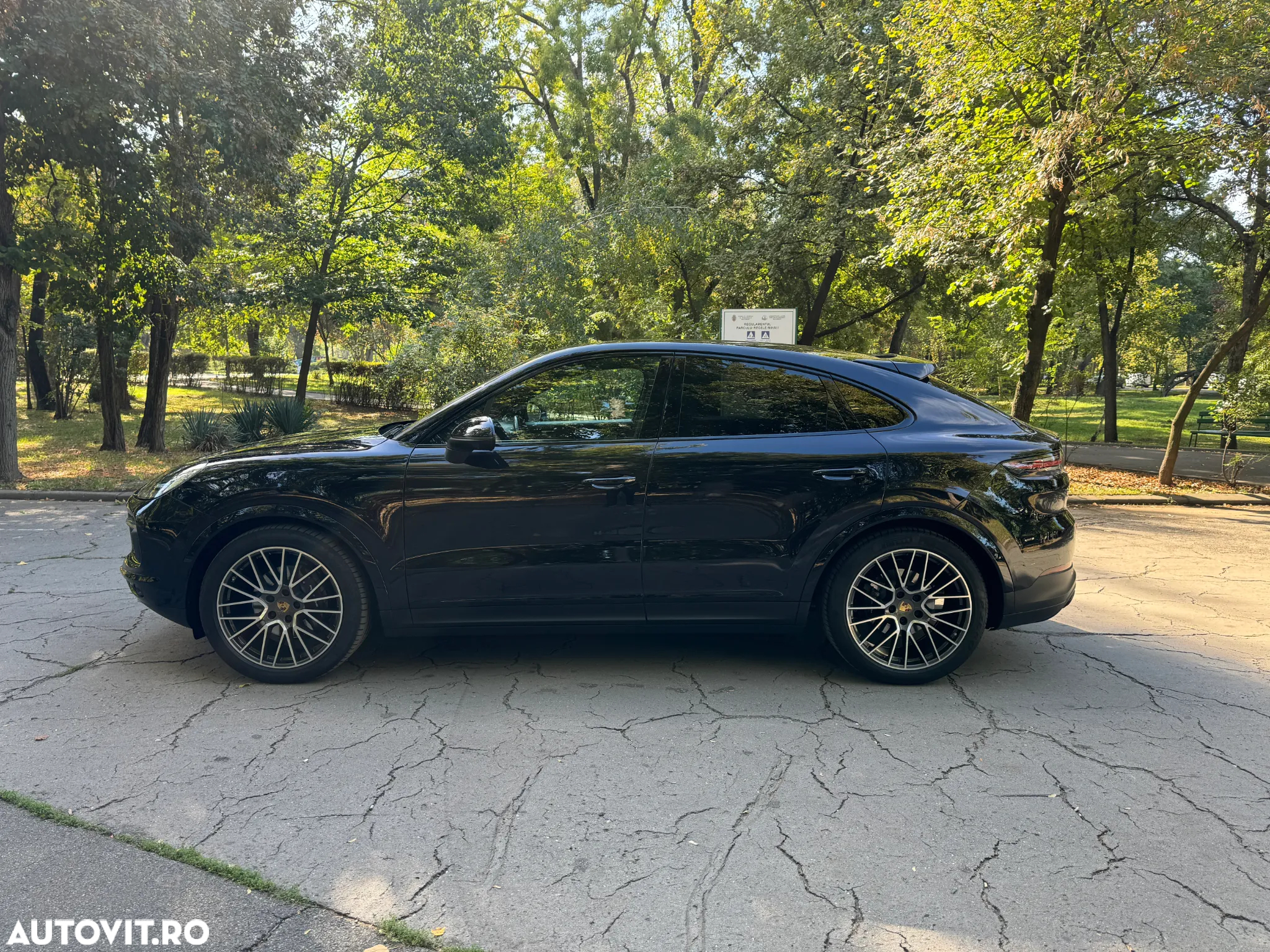 Porsche Cayenne Coupe - 10