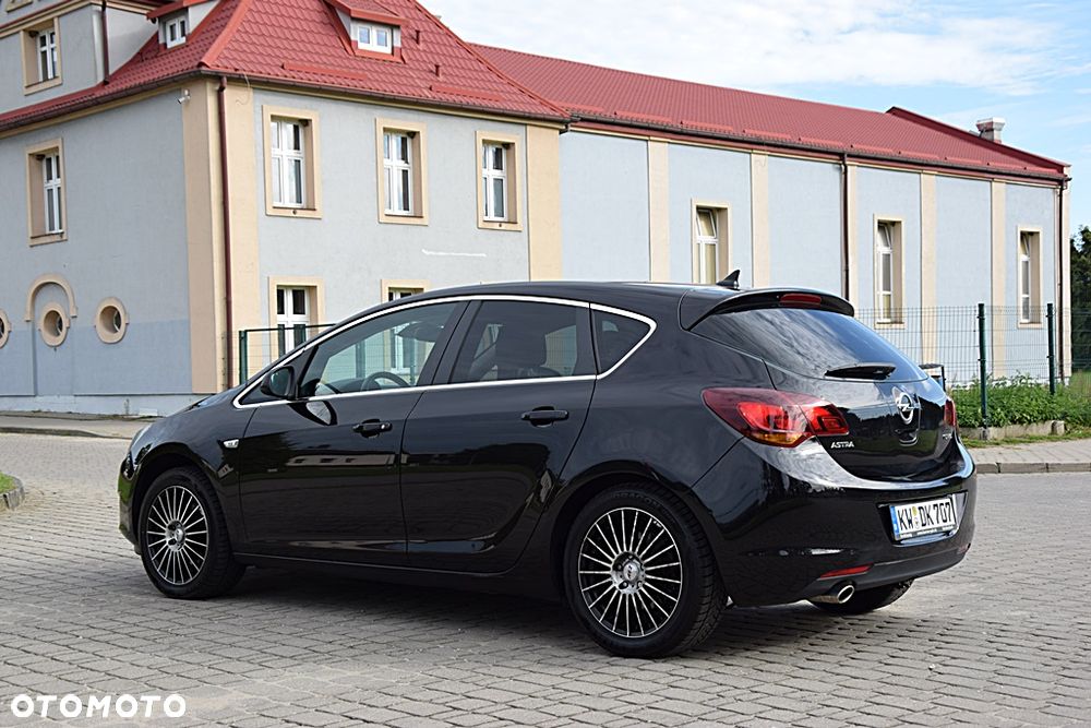 Opel Astra 1.6 Turbo Edition Sport - 10