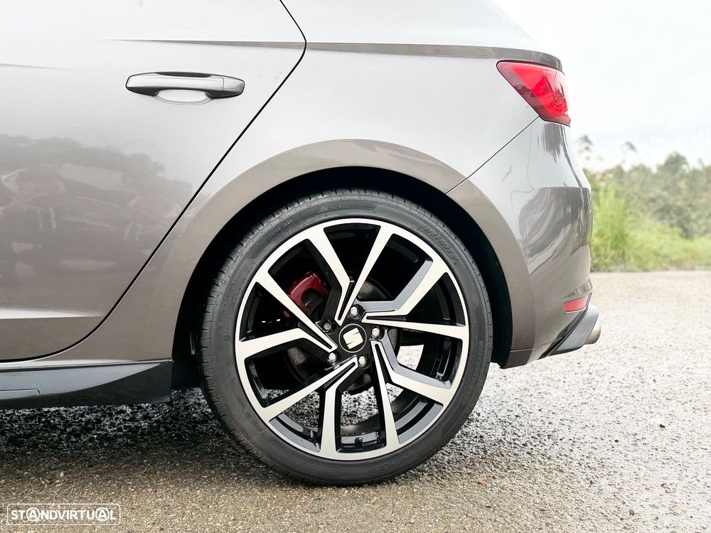 SEAT Leon 1.6 TDI S&S Style - 11