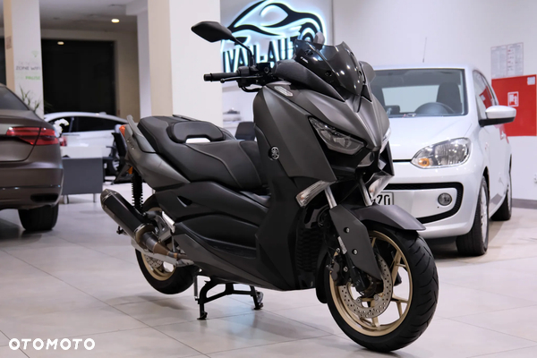 Yamaha X-max