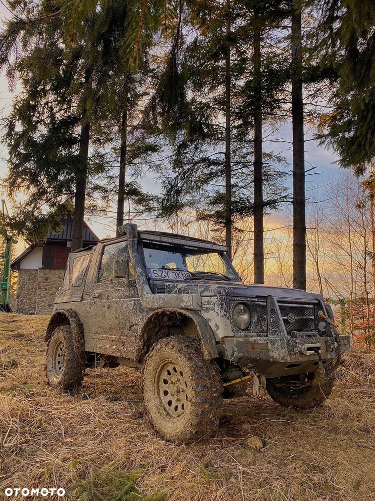 Suzuki Samurai 1.3 JX Canvas Top - 9