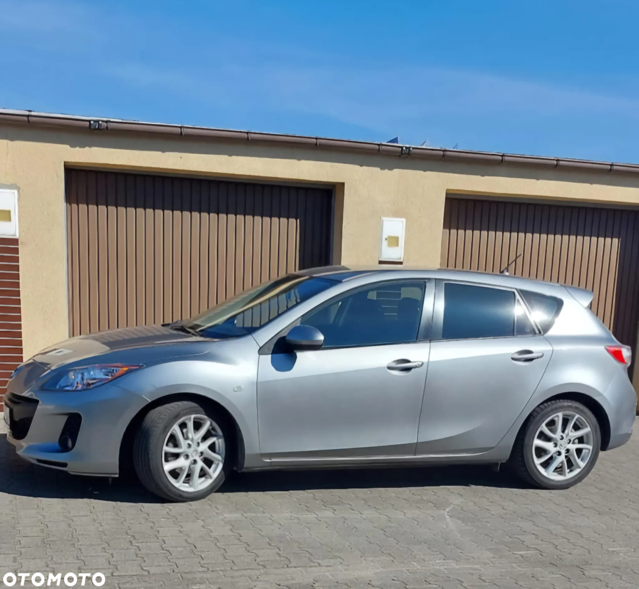 Mazda 3 - 4