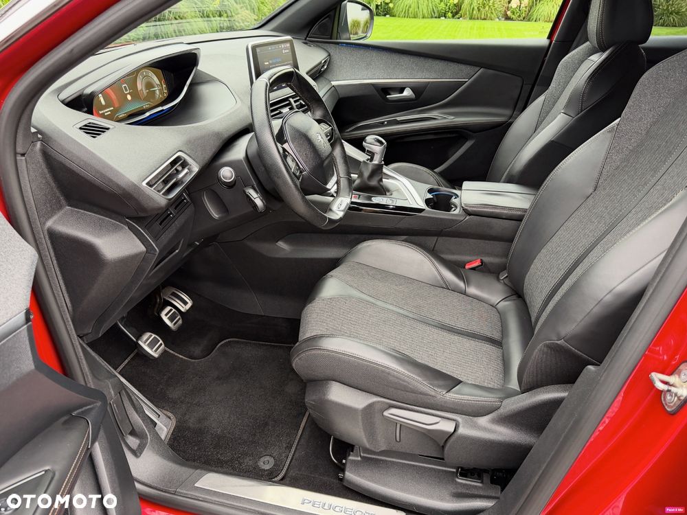 Peugeot 3008 PureTech 130 Stop & Start GPF Allure Business-Paket - 16