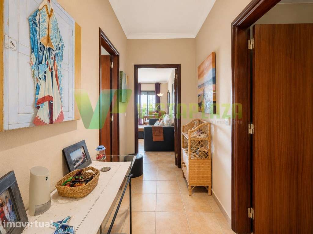 Apartamento T1+1 na Praia da Rocha com Vista Mar em Condomínio Fech... - Grande imagem: 4/31