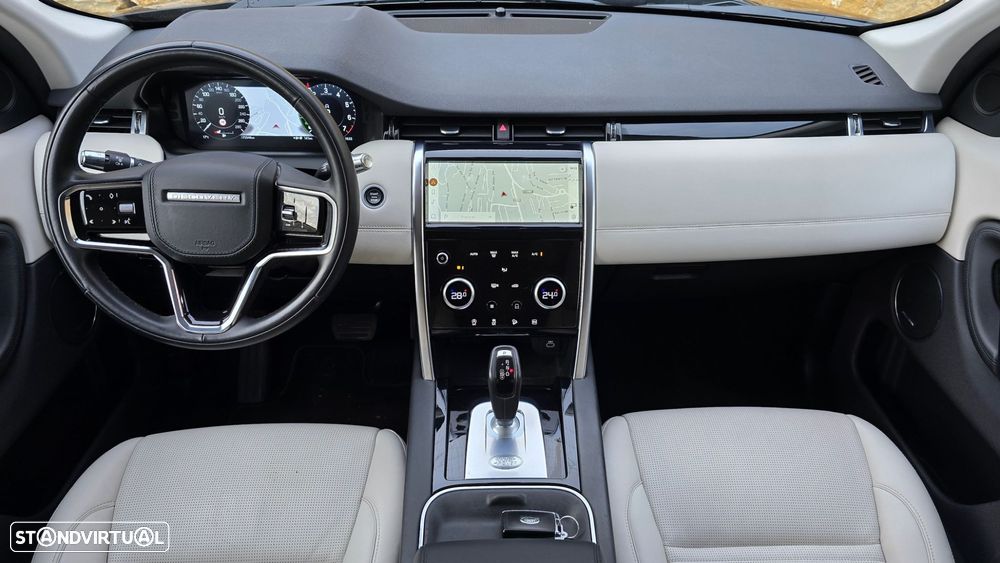 Land Rover Discovery Sport - 12