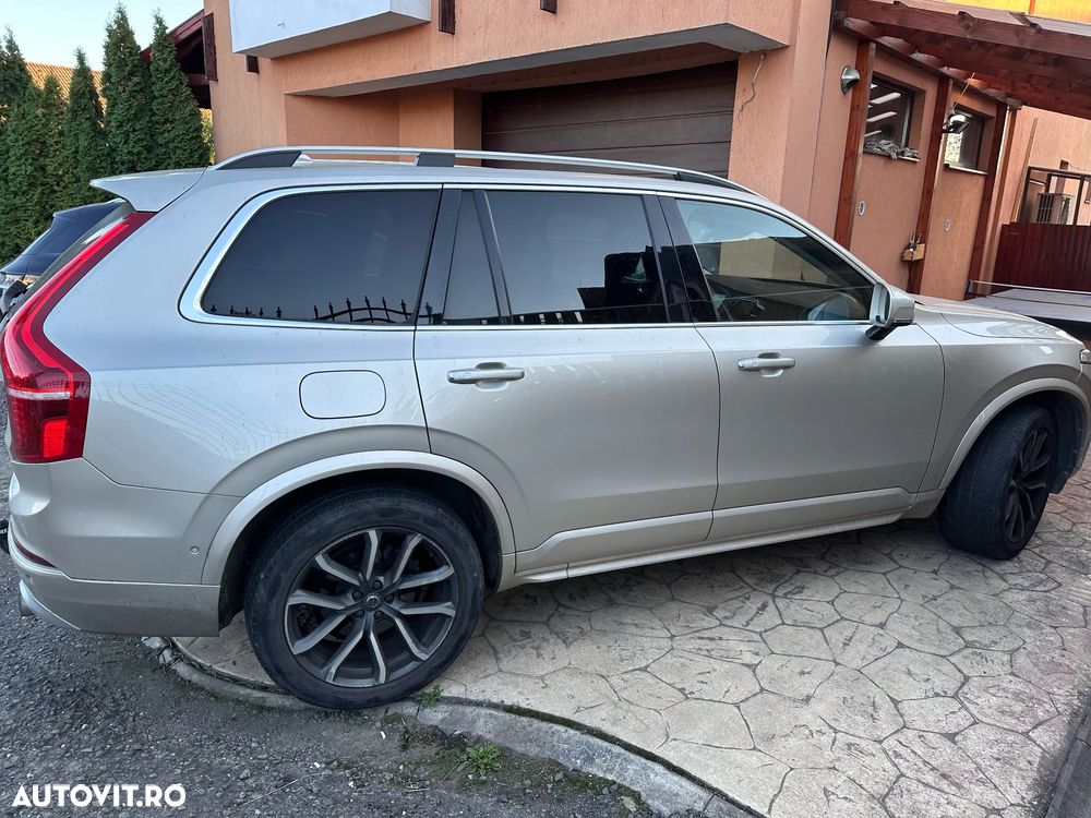 Volvo XC 90 - 2